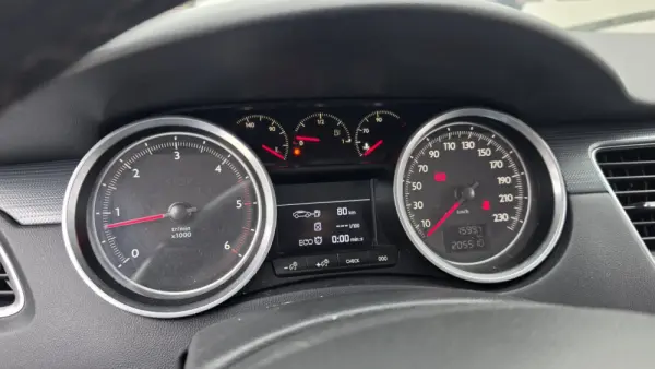Peugeot 508 SW 2.0 HDi Allure 8