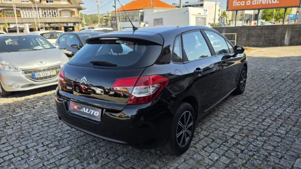 Citroen C4 1.6 HDi Seduction 5