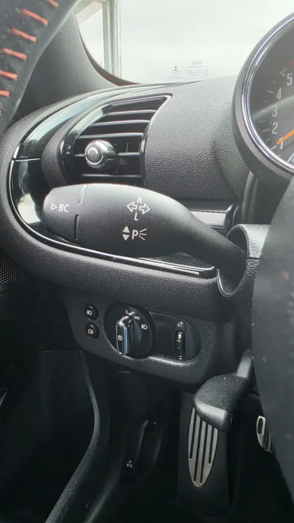 MINI Countryman One D Sport Edition 23