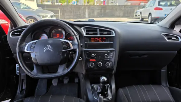 Citroen C4 1.6 HDi Seduction 7