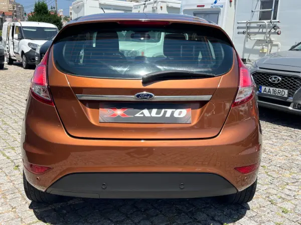 Ford Fiesta 1.6 TDCI Titanium 4
