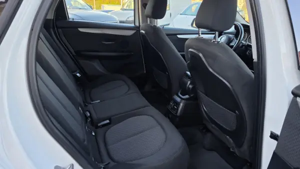 BMW 216 Active Tourer d Advantage 13