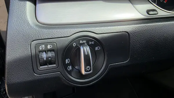 Volkswagen Passat Variant 1.6 TDI BlueMotion 19