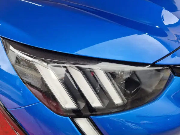 Peugeot e-208 50 kWh GT Line 5