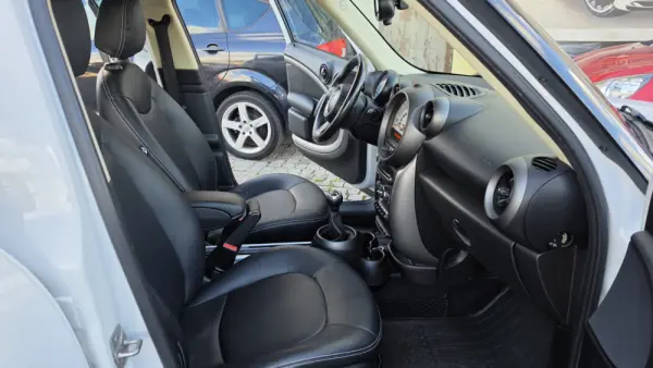 MINI Countryman Cooper D 14