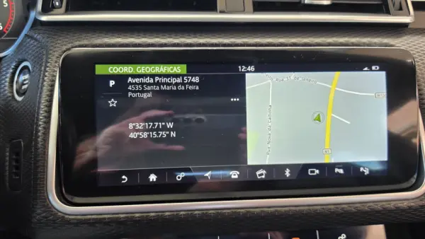 Land Rover Range Rover Velar 2.0 D R-Dynamic SE 15
