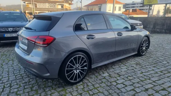 Mercedes-Benz A 180 d AMG Line Aut. 3