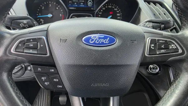 Ford Kuga 1.5 TDCi EcoBlue Titanium 8