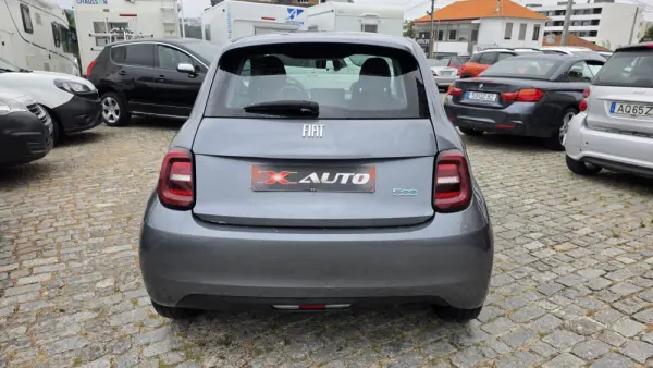 Fiat 500e Icon 23