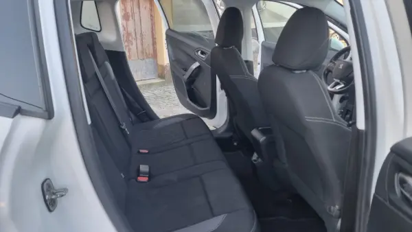 Peugeot 2008 1.2 PureTech Style 10