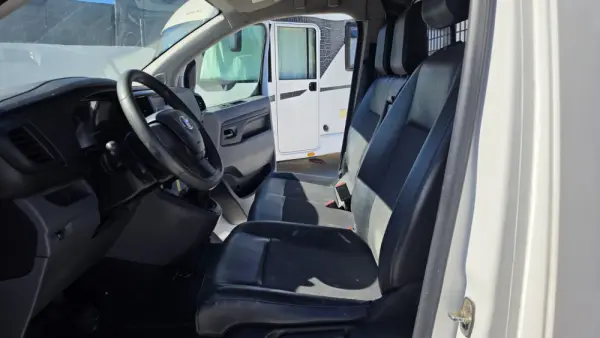 Toyota Proace Outro 9