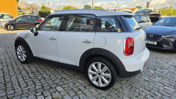 MINI Countryman Cooper D 3