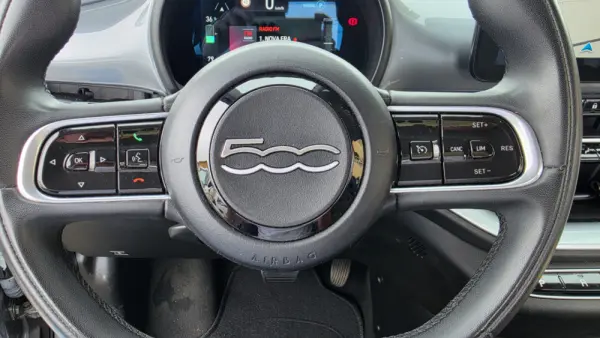 Fiat 500e Icon 10