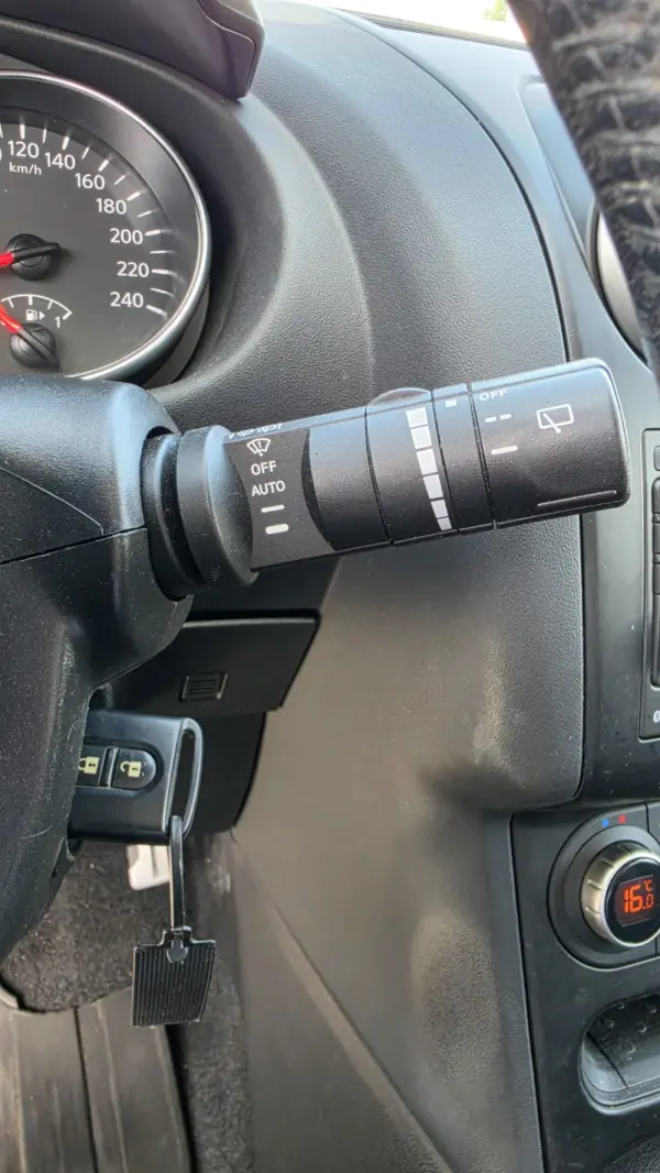 Nissan Qashqai +2 1.6 dCi Tekna Premium 18 360 S&S 15