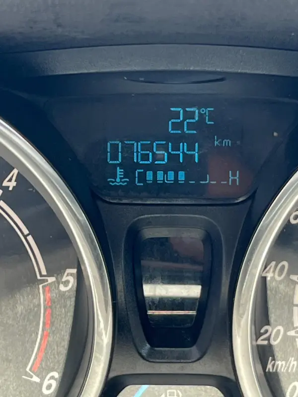 Ford Fiesta 1.6 TDCI Titanium 14