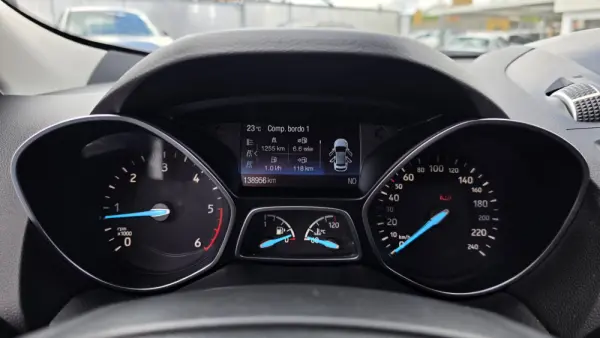 Ford Kuga 1.5 TDCi EcoBlue Titanium 9