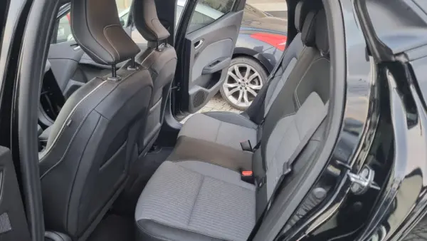 Renault Clio LUTECIA 7