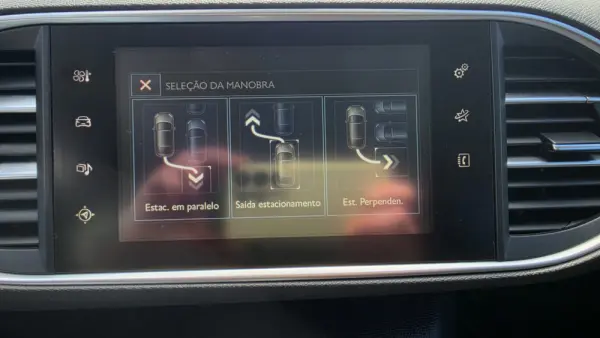 Peugeot 308 SW 1.6 BlueHDi Style 14
