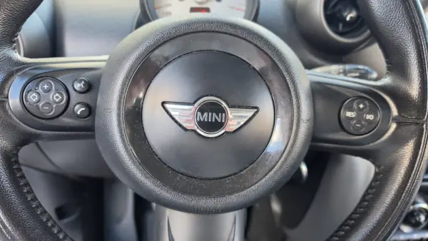 MINI Countryman Cooper D 11