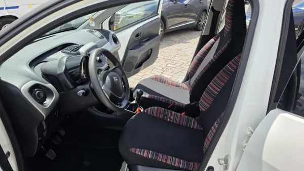 Citroen C1 1.0 VTi Feel 11