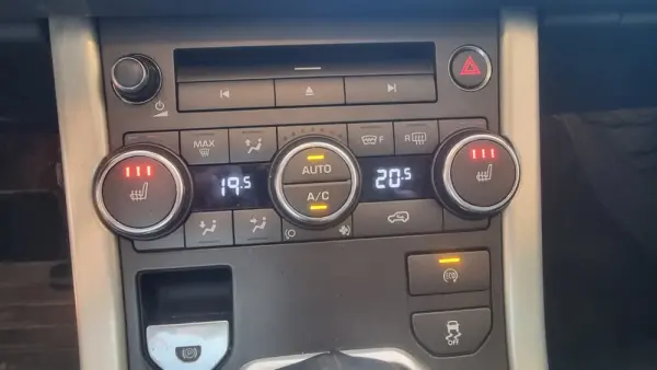 Land Rover Range Rover Evoque eD4 SE 15