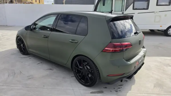 Volkswagen Golf 2.0 TSi GTi DSG Performance 3