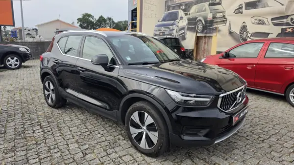 Volvo XC 40 1.5 T5 PHEV Momentum Plus 2