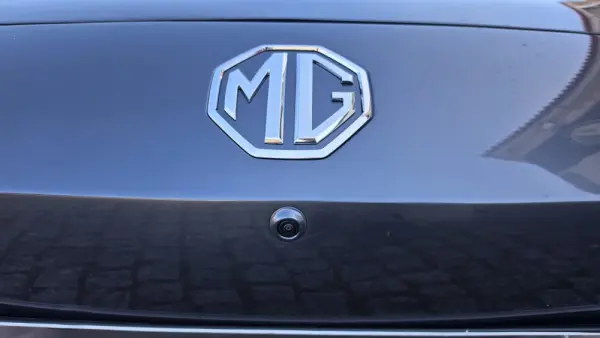 MG MG4 64 kWh Luxury 6
