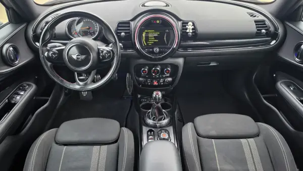 MINI Countryman One D Sport Edition 7