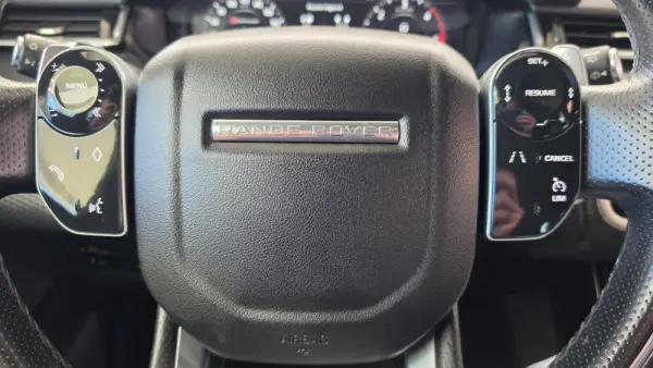 Land Rover Range Rover Velar 2.0 D R-Dynamic SE 12