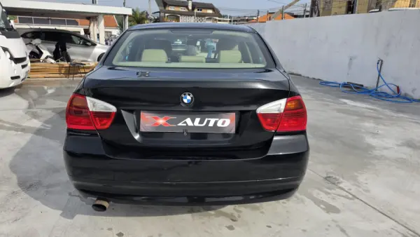 BMW 318 d 4