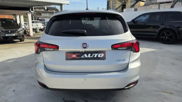 Fiat Tipo Station Wagon 1.3 M-Jet Lounge J17 21