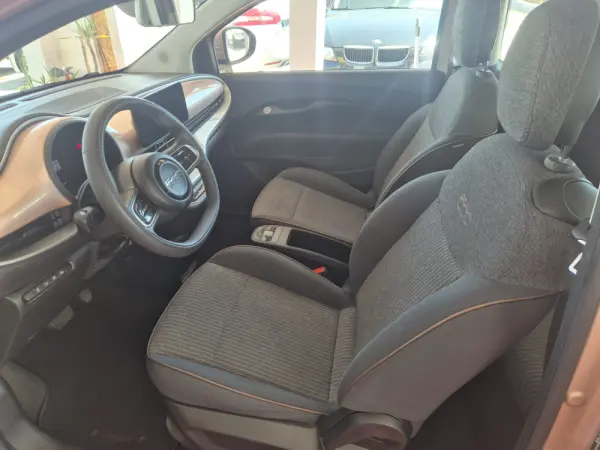 Fiat 500e Icon 6
