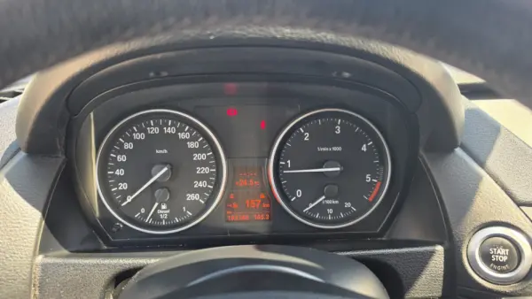 BMW X1 8