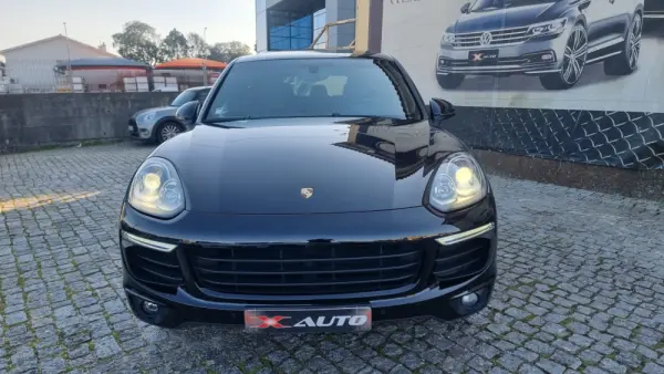 Porsche Cayenne S E-Hybrid 5