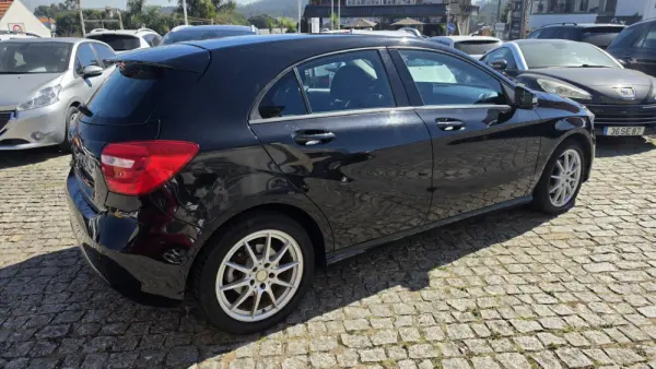 Mercedes-Benz A 180 CDi BlueEfficiency Aut. 3