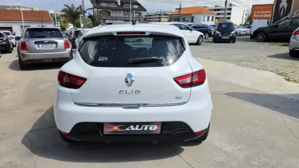 Renault Clio 17