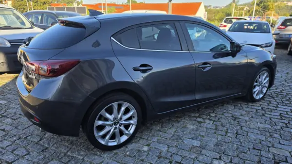 Mazda 3 1.5 Sky-D Excellence 5