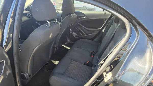 Mercedes-Benz A 180 CDi BlueEfficiency Aut. 16
