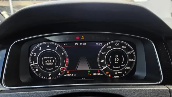 Volkswagen Golf 2.0 TSi GTi DSG Performance 13