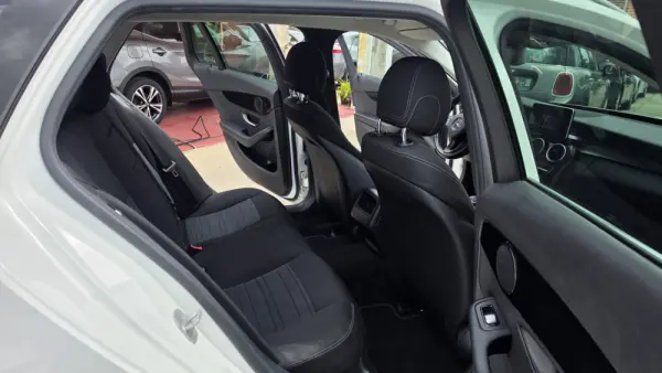 Mercedes-Benz C 200 (BlueTEC) d Station Exclusive 17