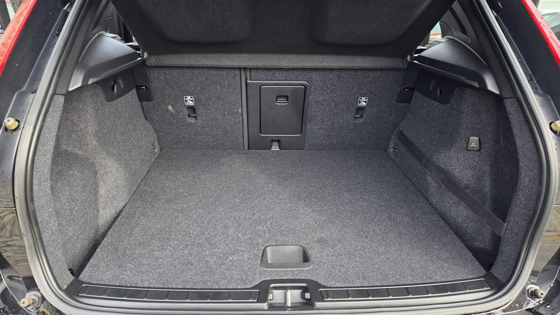 Volvo XC 40 1.5 T5 PHEV Momentum Plus 20