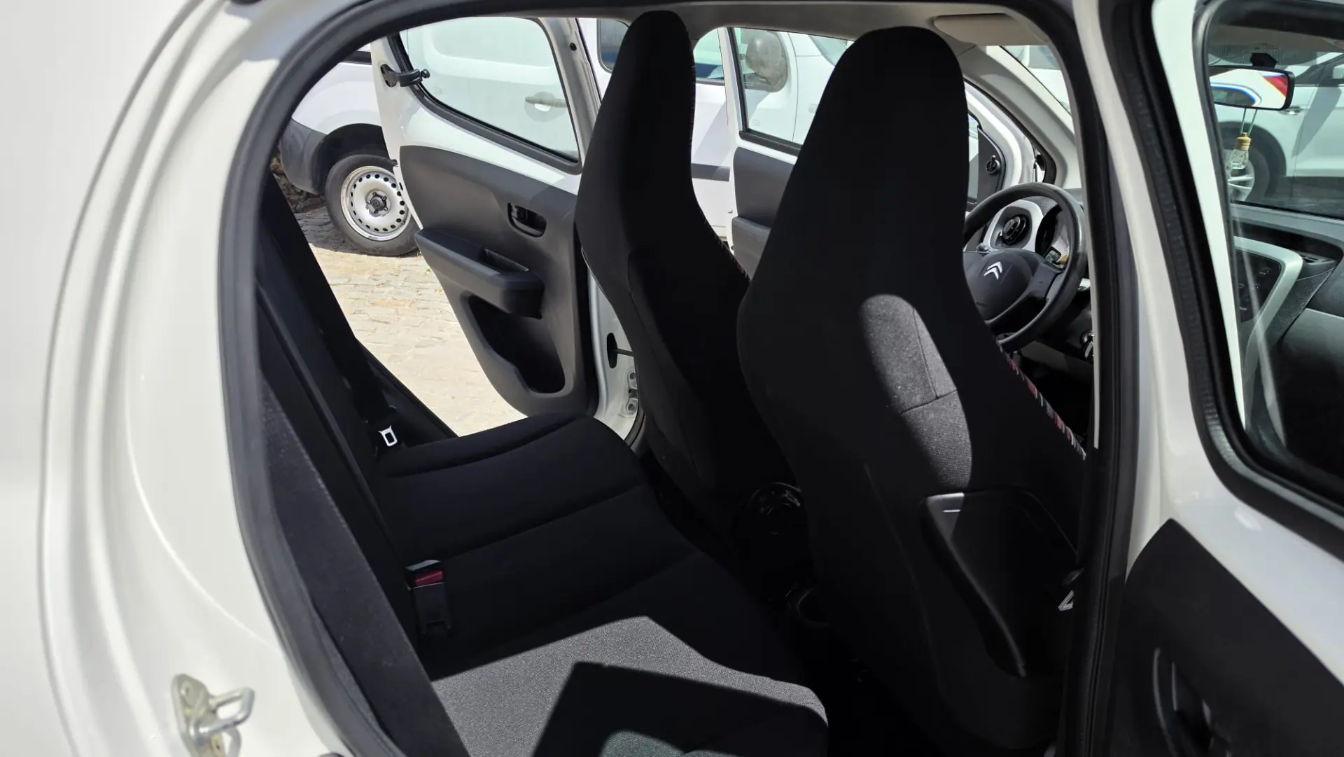 Citroen C1 1.0 VTi Feel 13
