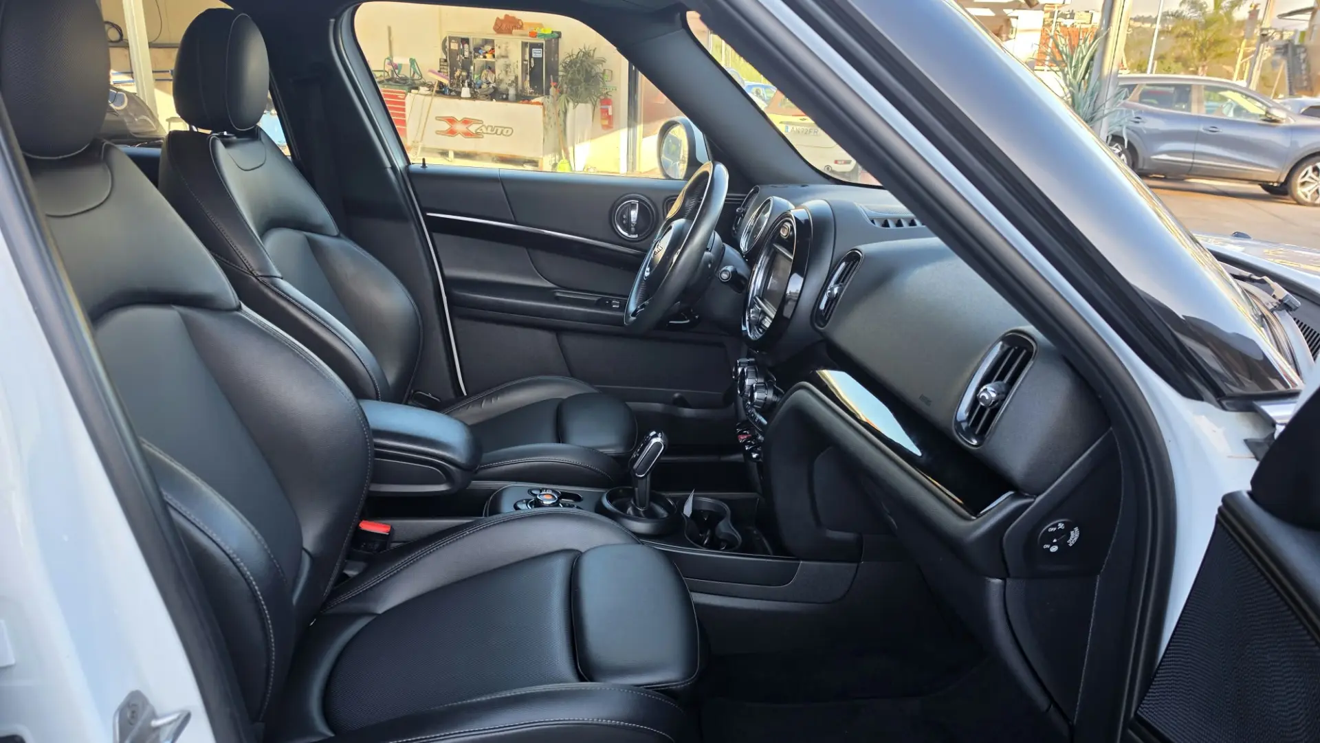 MINI Countryman One D Sport Edition Auto 16
