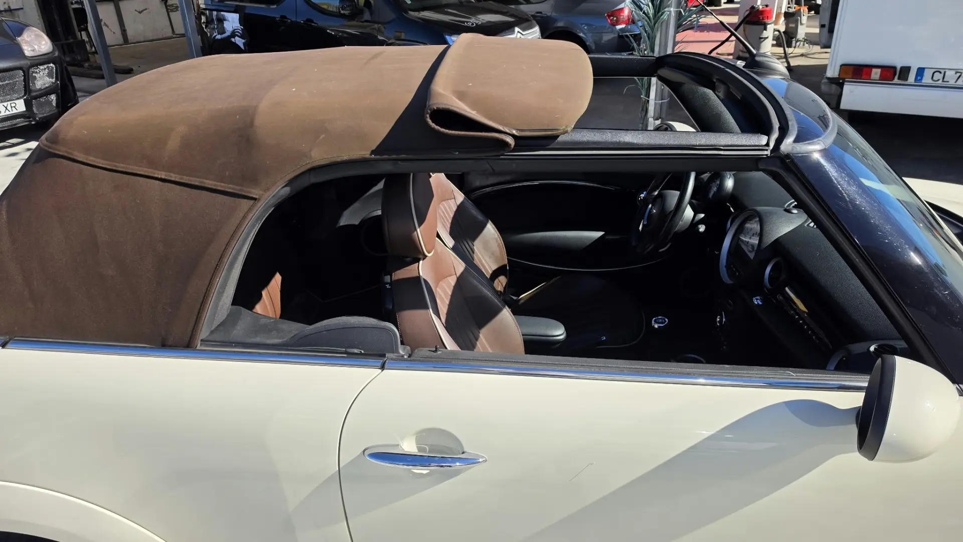 MINI Cabrio Cooper D 13