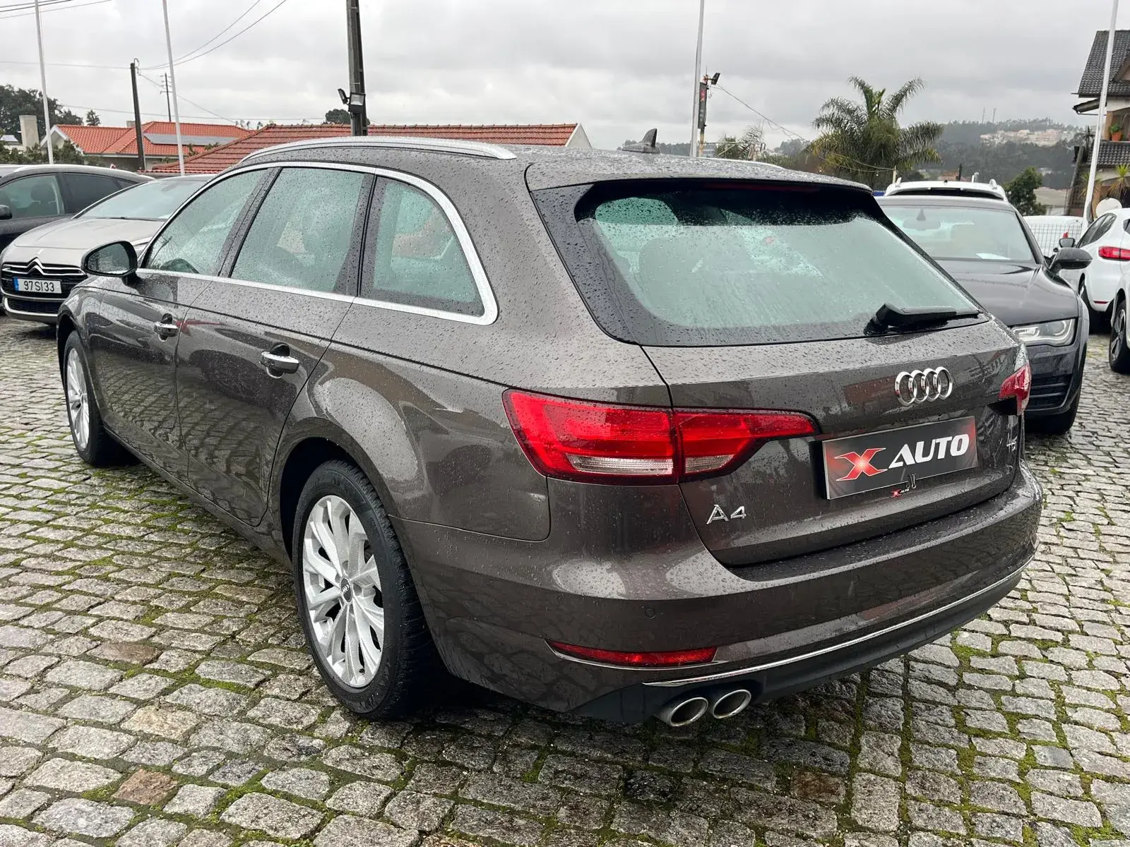 Audi A4 Avant 2.0 TDI Advance S tronic 3