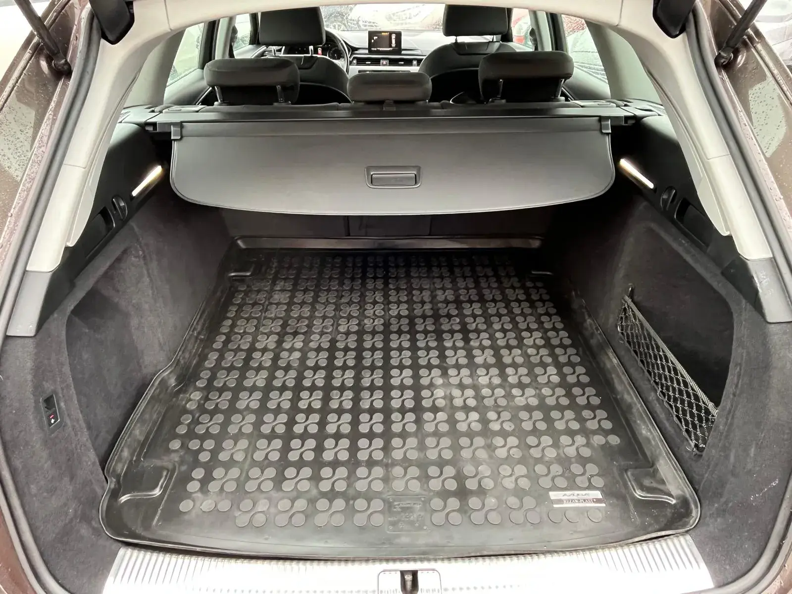 Audi A4 Avant 2.0 TDI Advance S tronic 23