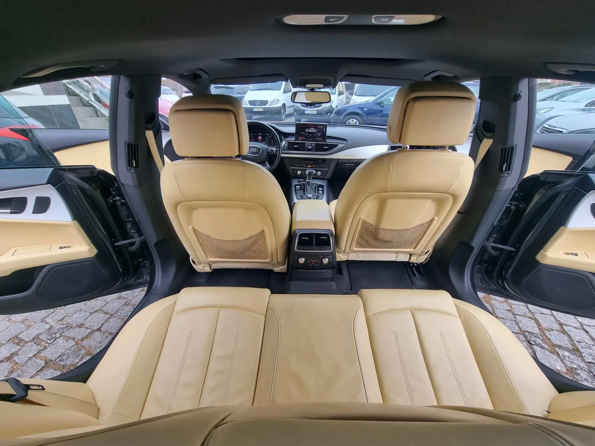 Audi A7 Sportback 3.0 TDi V6 quattro S tronic 32