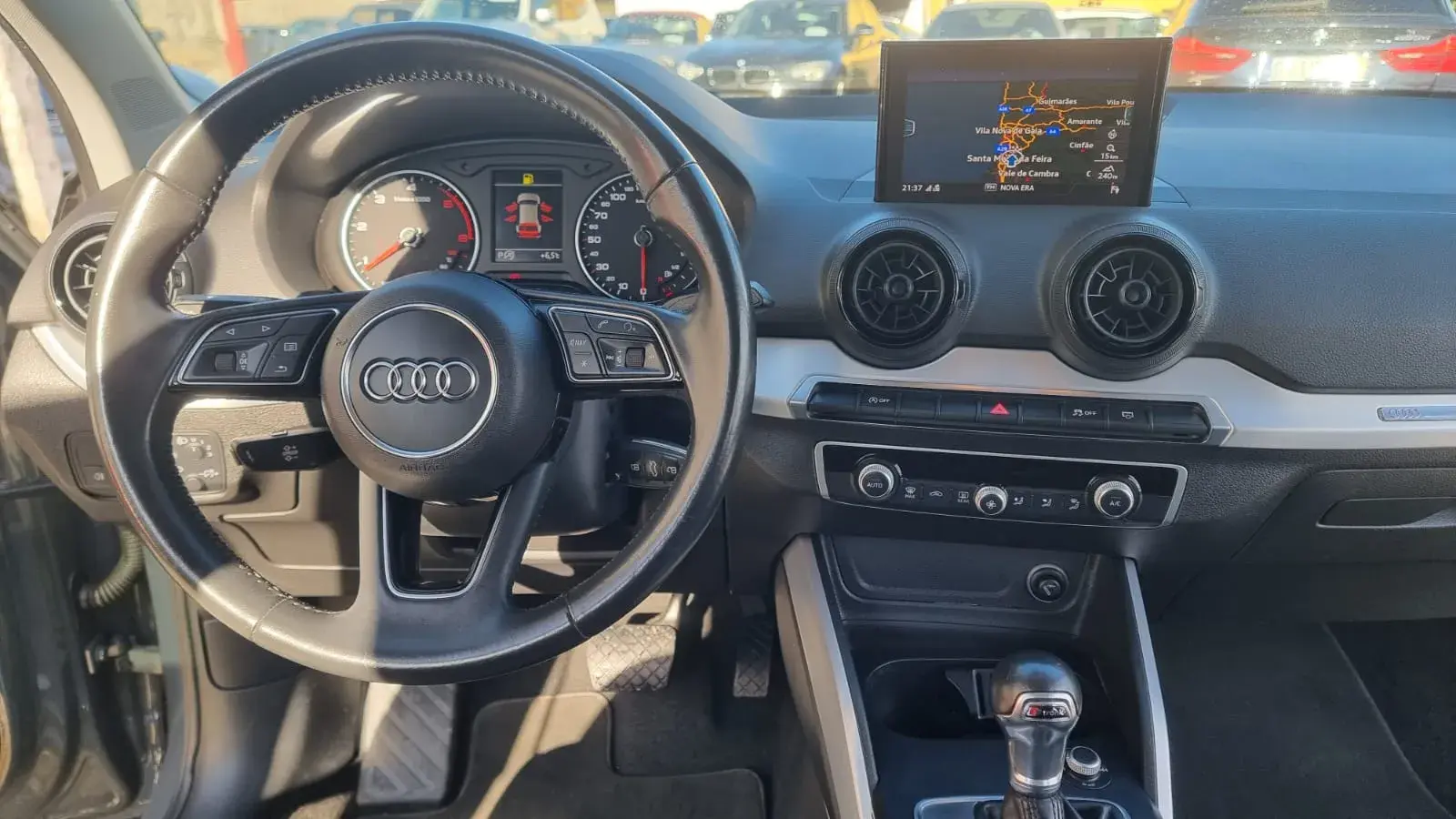 Audi Q2 1.6 TDI Design S tronic 10