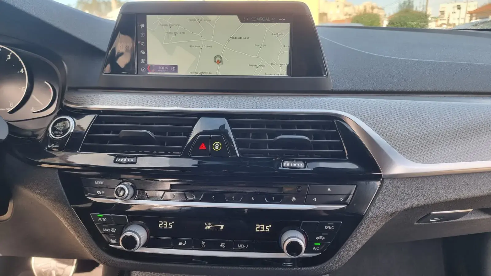 BMW 530 d Pack M Auto 13